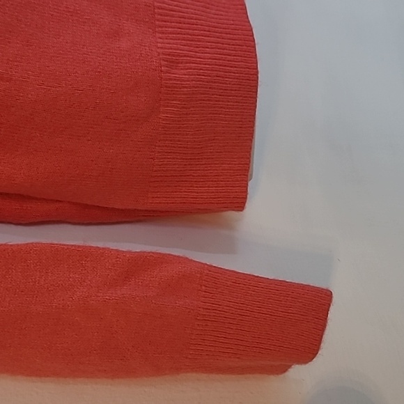 Designers' originals sweater size medium  orange color - Picture 6 of 10